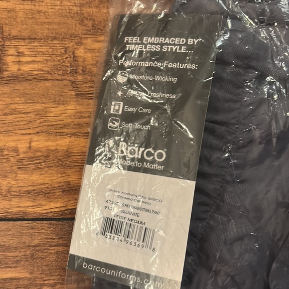 Barco Grey’s Anatomy medium petite scrub pant - Picture 2 of 3